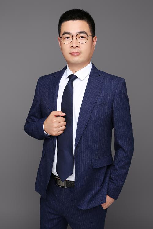 深圳市滨利投资管理 专注价值，稳健致远